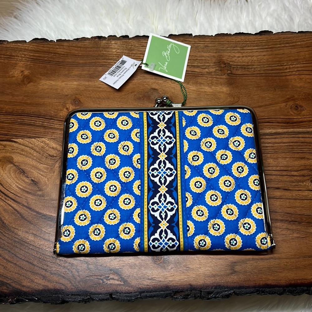 Vera Bradley Retired Riviera Blue Hugs N Kisses - Picture 1 of 17